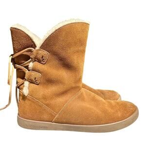 Kookaburra by UGG Shari Short Suede Boots Size 9